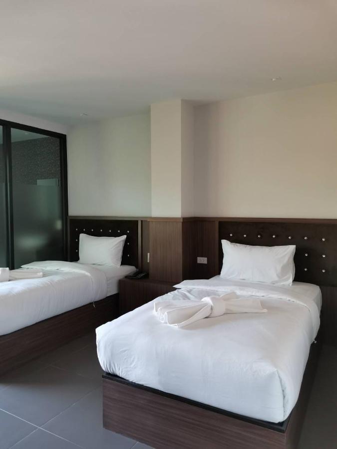 Yamin Seaview Hotel Phuket Ngoại thất bức ảnh