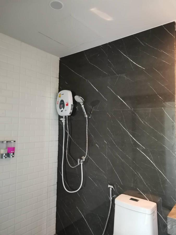 Yamin Seaview Hotel Phuket Ngoại thất bức ảnh
